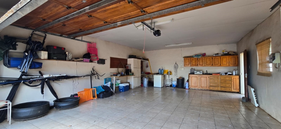 4 Bedroom Property for Sale in Doringkruin North West